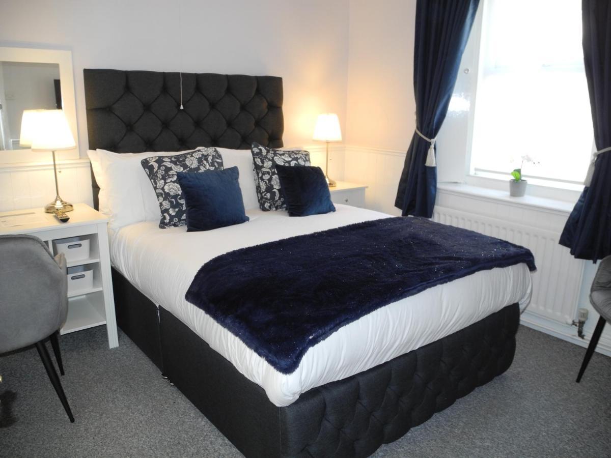 Heathcliff House B&B Exclusively For Adults Free Large Carpark Torquay Bagian luar foto