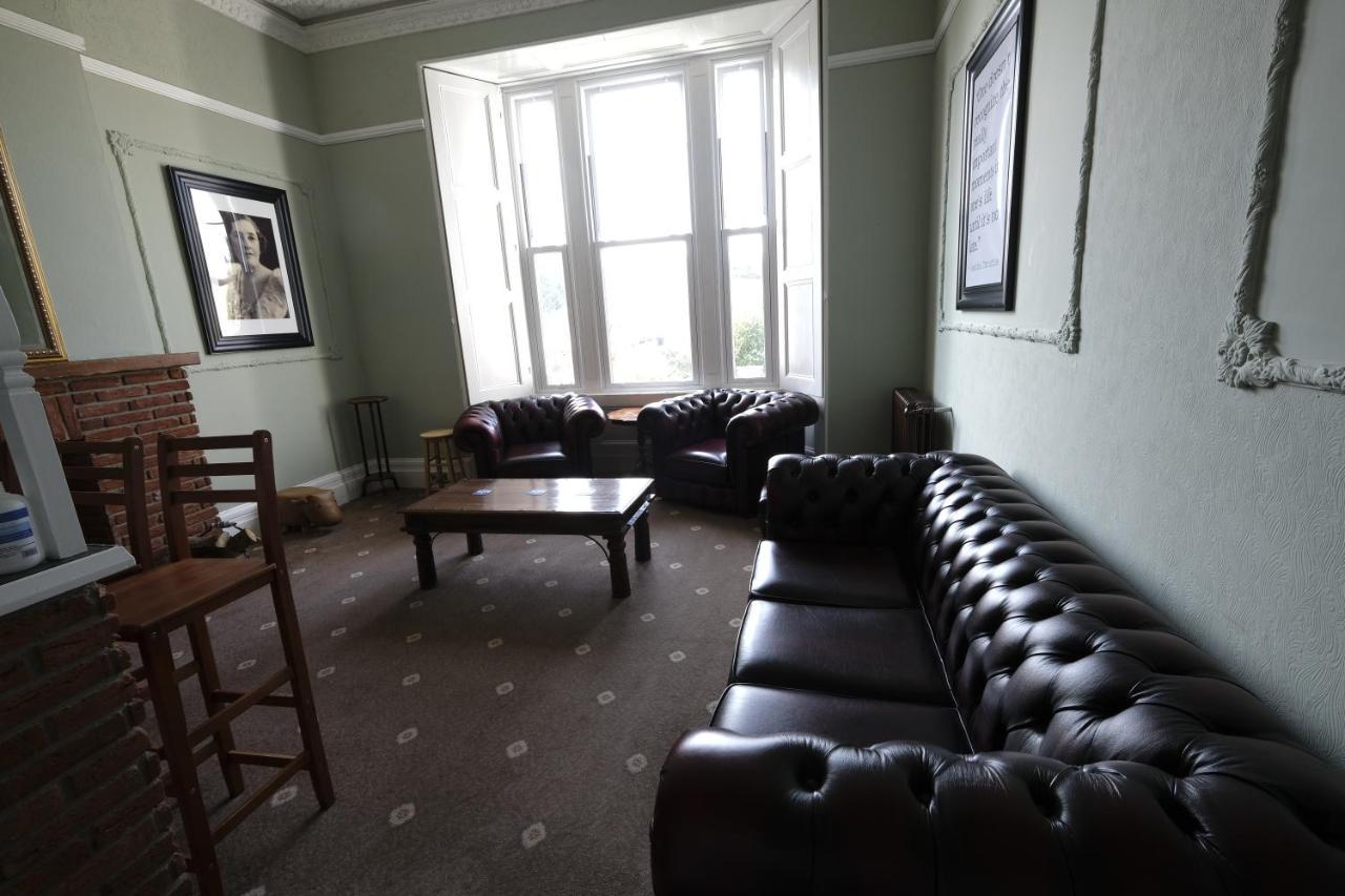 Heathcliff House B&B Exclusively For Adults Free Large Carpark Torquay Bagian luar foto