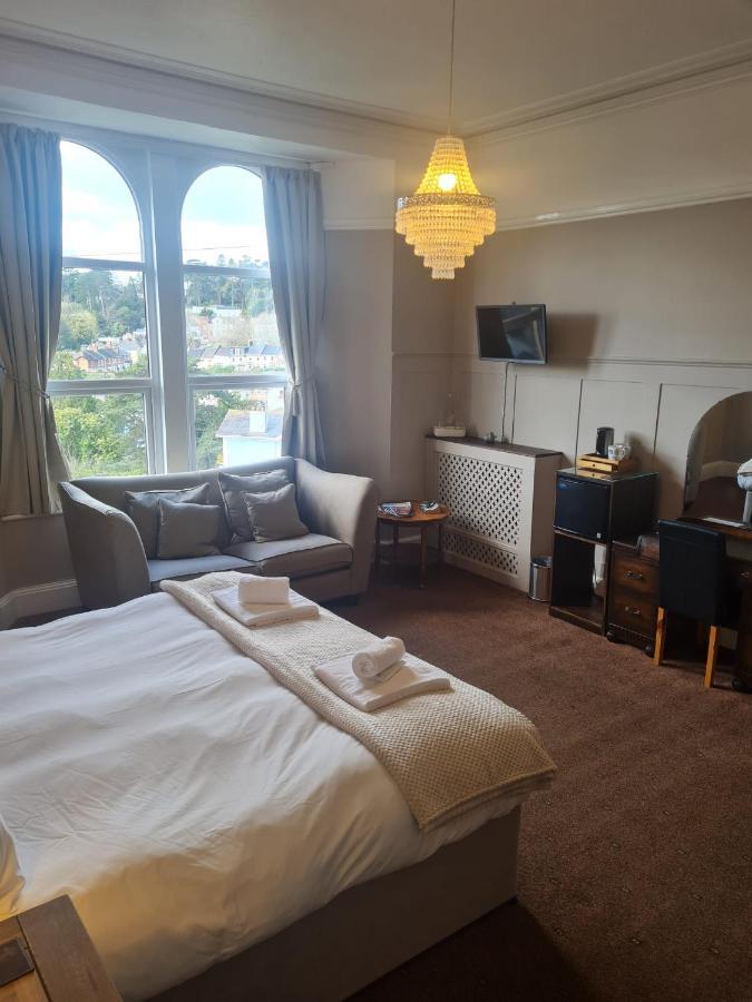 Heathcliff House B&B Exclusively For Adults Free Large Carpark Torquay Bagian luar foto