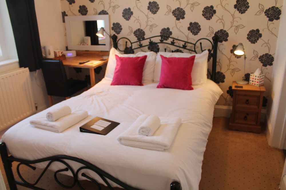 Heathcliff House B&B Exclusively For Adults Free Large Carpark Torquay Bagian luar foto