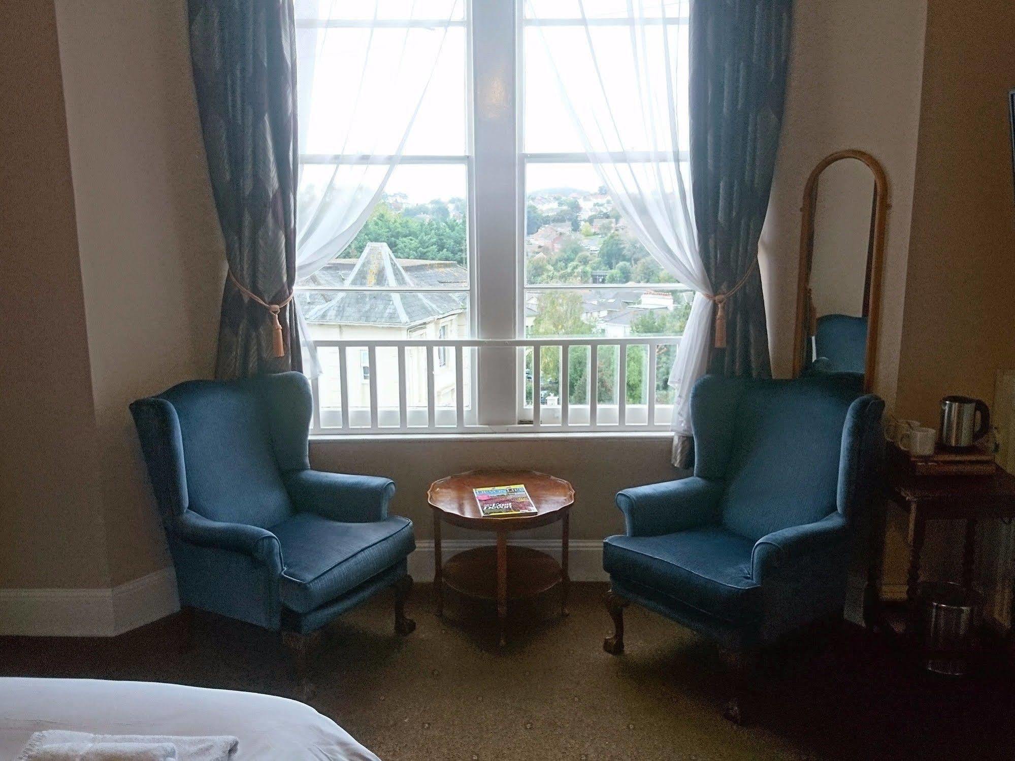 Heathcliff House B&B Exclusively For Adults Free Large Carpark Torquay Bagian luar foto