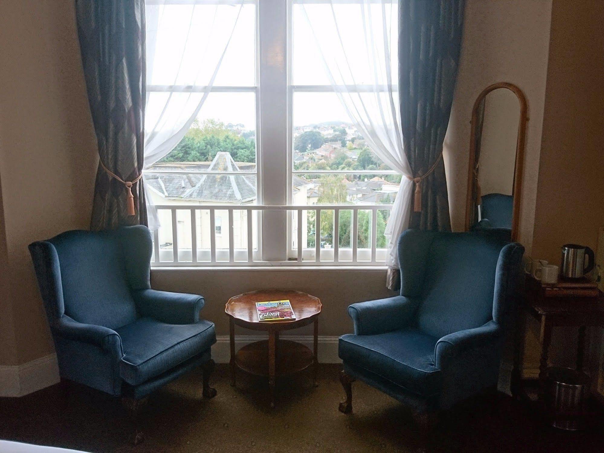 Heathcliff House B&B Exclusively For Adults Free Large Carpark Torquay Bagian luar foto